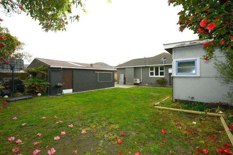 Photo of property in 9 Newport Street, Avondale, Christchurch, 8061
