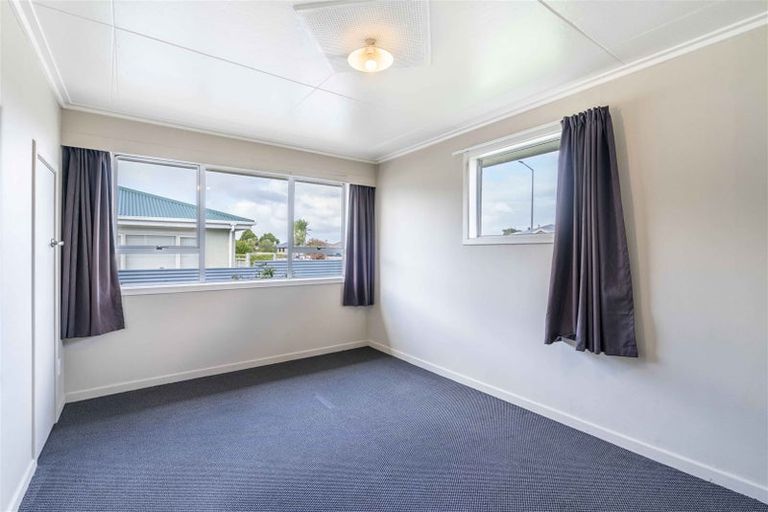 Photo of property in 94 Martin Street, Strathern, Invercargill, 9812
