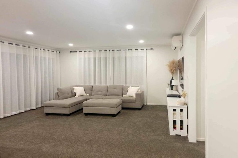 Photo of property in 17l Harding Avenue, Mount Wellington, Auckland, 1072