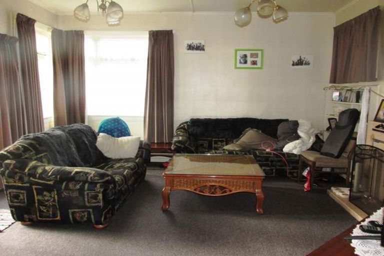 Photo of property in 12 Andersen Street, Reefton, 7830