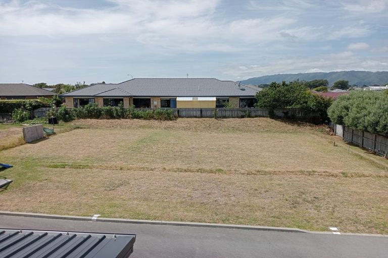 Photo of property in 26a San Priamo Place, Paraparaumu Beach, Paraparaumu, 5032