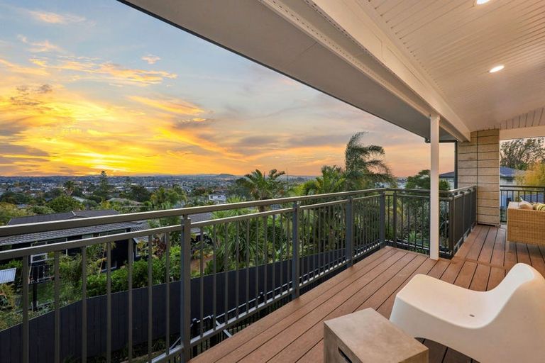 Photo of property in 50 Bleakhouse Road, Howick, Auckland, 2014