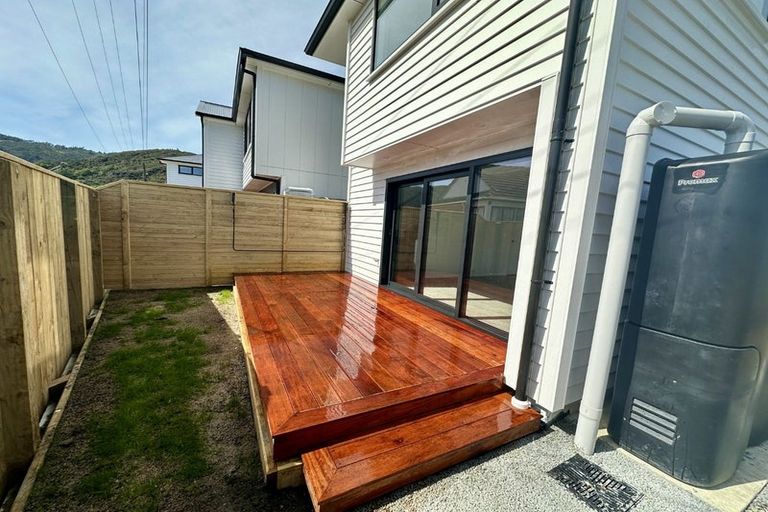 Photo of property in 17 Gibson Crescent, Naenae, Lower Hutt, 5011