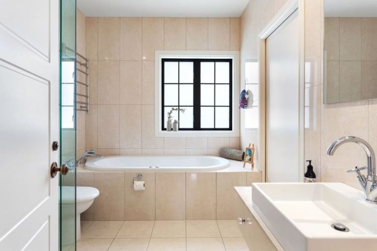 Photo of property in 1320 Poyntzs Road, West Eyreton, Rangiora, 7475