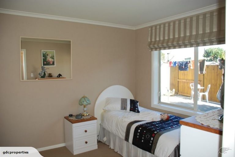 Photo of property in 48 Farringdon Avenue, Rototuna North, Hamilton, 3210