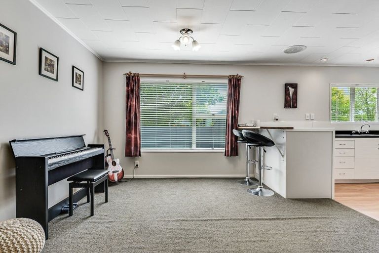 Photo of property in 153 Totara Drive, Pukete, Hamilton, 3200