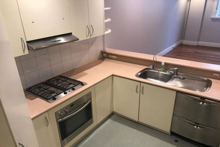 Photo of property in Whitmore Apartments, 7d Stout Street, Wellington Central, Wellington, 6011