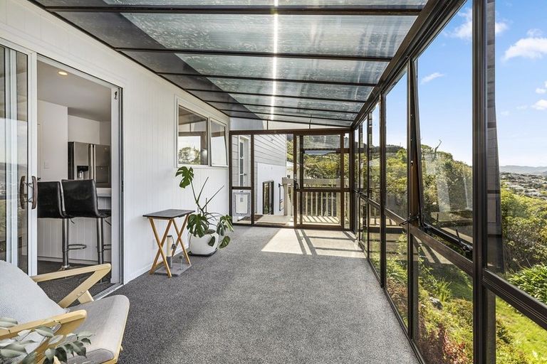 Photo of property in 23 Westhaven Drive, Tawa, Wellington, 5028