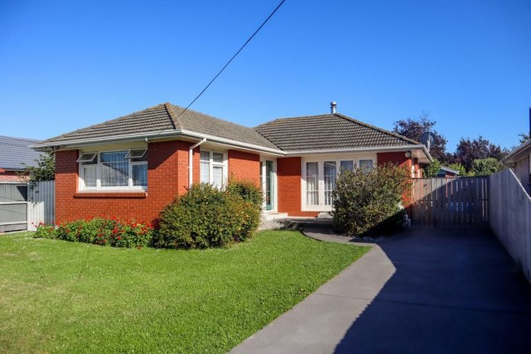 Photo of property in 3 Barclay Place, Burwood, Christchurch, 8061