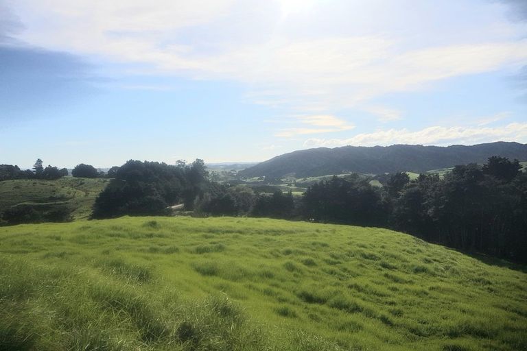 Photo of property in 725 Golden Stairs Road, Mareretu, Maungaturoto, 0589