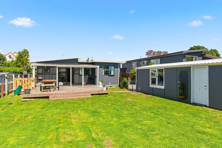 Photo of property in 13 Bahama Crescent, Paraparaumu Beach, Paraparaumu, 5032