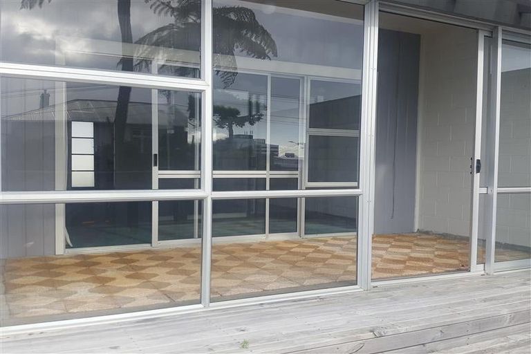 Photo of property in 46 Lemon Street, New Plymouth, 4310