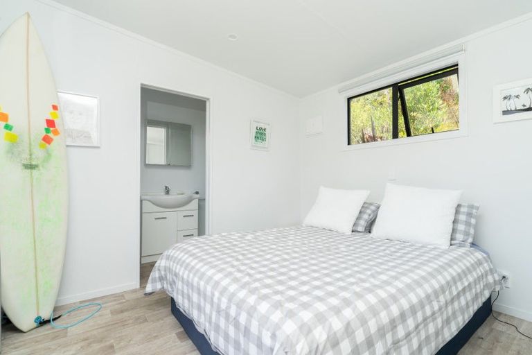 Photo of property in 37 Long Street, Raglan, 3225