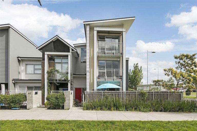 Photo of property in 45 Buckley Avenue, Hobsonville, Auckland, 0616
