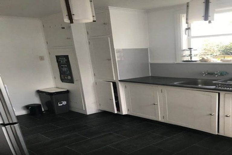 Photo of property in 27 Tika Street, Riccarton, Christchurch, 8041