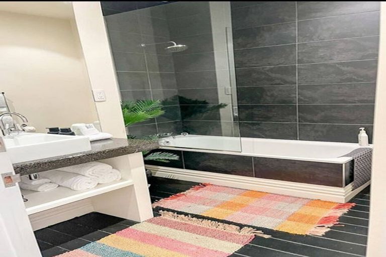 Photo of property in 49 Bond Street, Dunedin Central, Dunedin, 9016