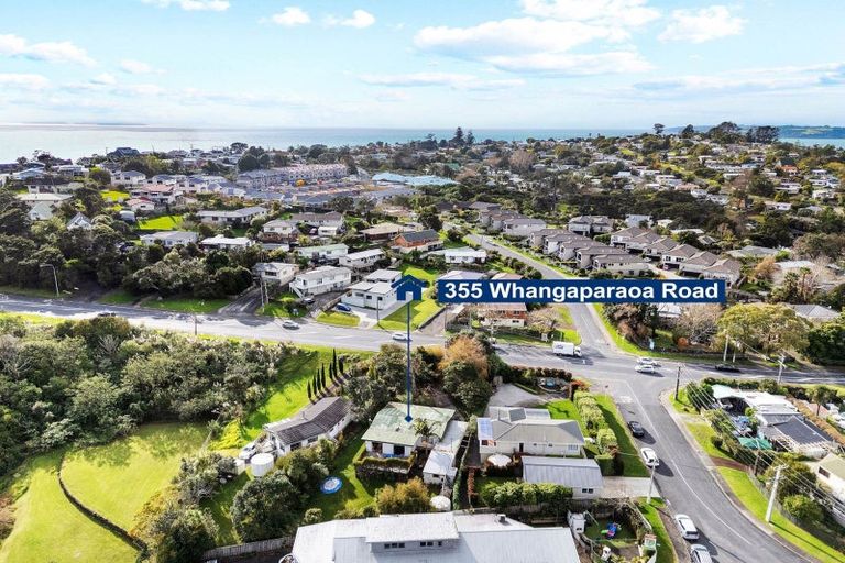 Photo of property in 355 Whangaparaoa Road, Stanmore Bay, Whangaparaoa, 0932