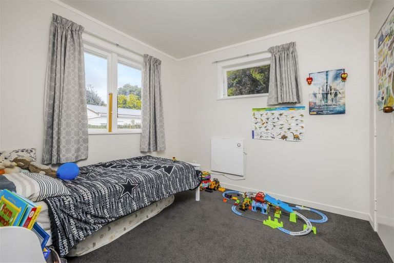 Photo of property in 14 Orchard Rise, Rosehill, Papakura, 2113