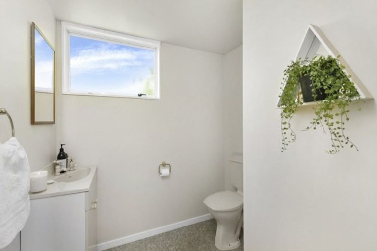 Photo of property in 5 Holderness Place, Ilam, Christchurch, 8041