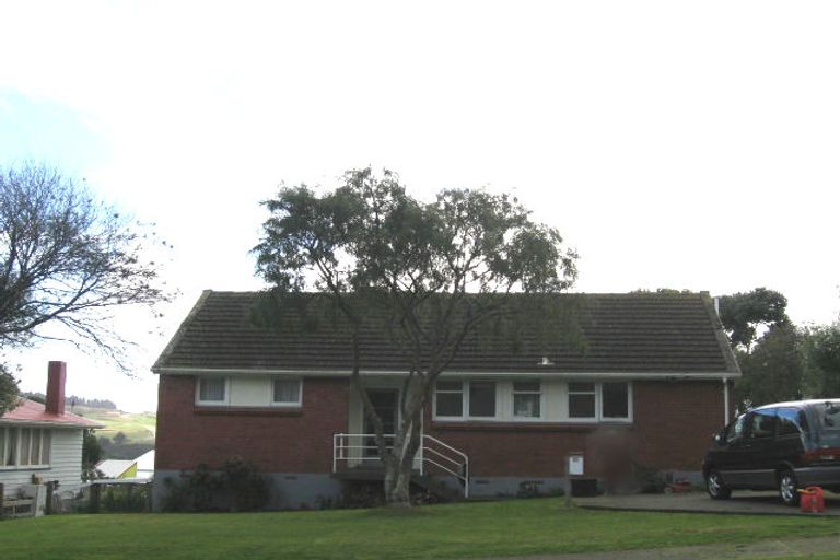 Photo of property in 55 Driver Crescent, Cannons Creek, Porirua, 5024