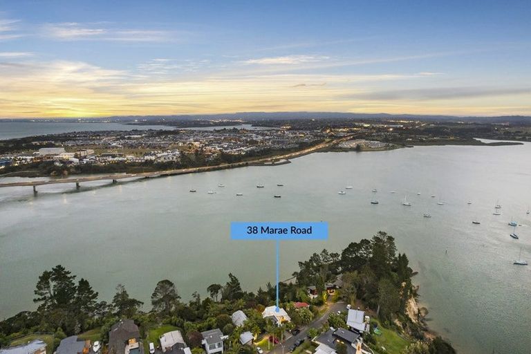 Photo of property in 38 Marae Road, Greenhithe, Auckland, 0632