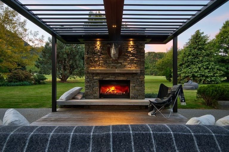 Photo of property in 32 Butel Road, Arrowtown, Queenstown, 9371