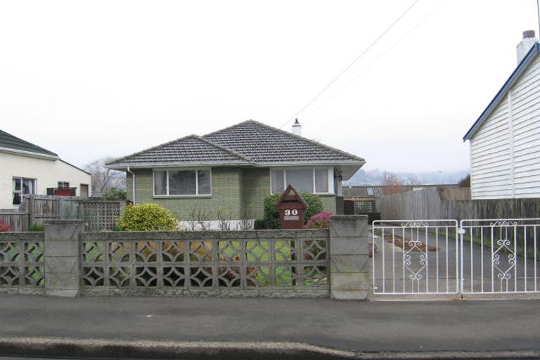 Photo of property in 30 Bradshaw Street, South Dunedin, Dunedin, 9012