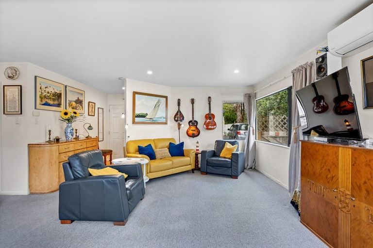 Photo of property in 73a Raurimu Avenue, Onerahi, Whangarei, 0110