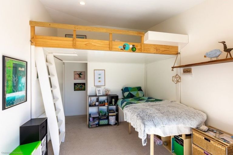 Photo of property in 12 Coutts Place, Mapua, 7005