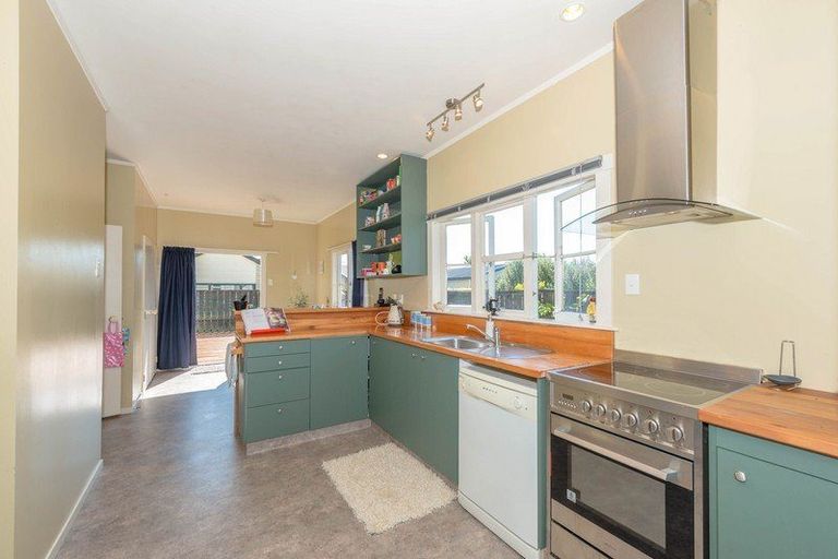 Photo of property in 9 East Street, Claudelands, Hamilton, 3214