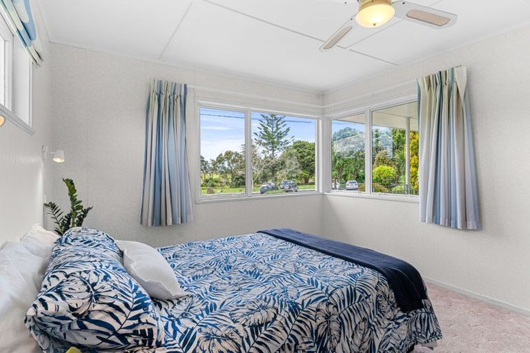 Photo of property in 59 The Centre, Waipu, 0510