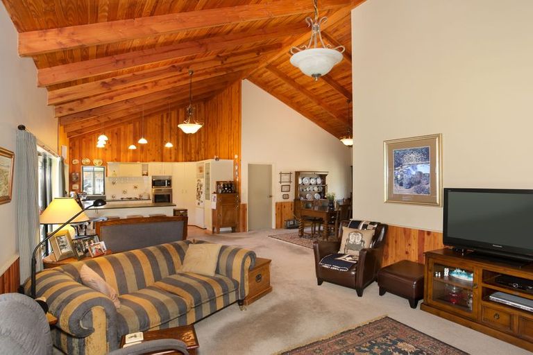 Photo of property in 6 Worsfold Lane, Terrace End, Palmerston North, 4410