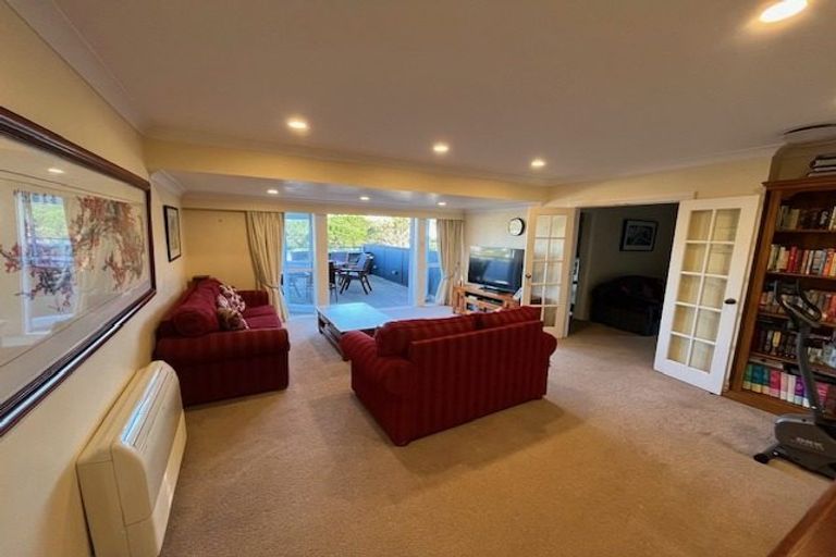 Photo of property in 18 Karachi Crescent, Khandallah, Wellington, 6035