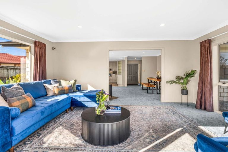 Photo of property in 18 Gilligan Close, College Estate, Whanganui, 4500