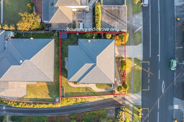 Photo of property in 47 Paynters Avenue, Strandon, New Plymouth, 4312