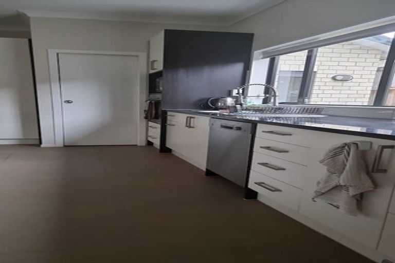 Photo of property in 121 Flat Bush School Road, Flat Bush, Auckland, 2019