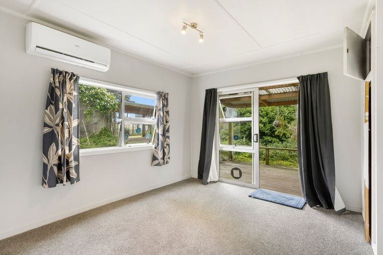 Photo of property in 37 Camp Road, Coroglen, Whitianga, 3591