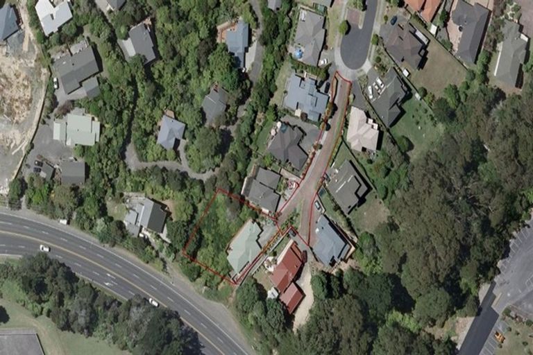 Photo of property in 37 Lorikeet Place, Unsworth Heights, Auckland, 0632