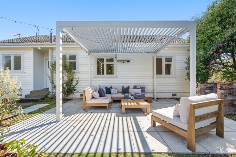 Photo of property in 232 Fergusson Drive, Heretaunga, Upper Hutt, 5018