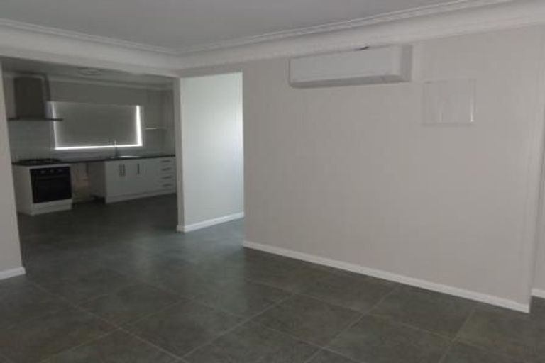 Photo of property in 96 Chislehurst Street, Henderson, Auckland, 0612