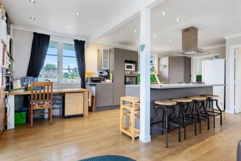 Photo of property in 140 Burns Street, Leamington, Cambridge, 3432