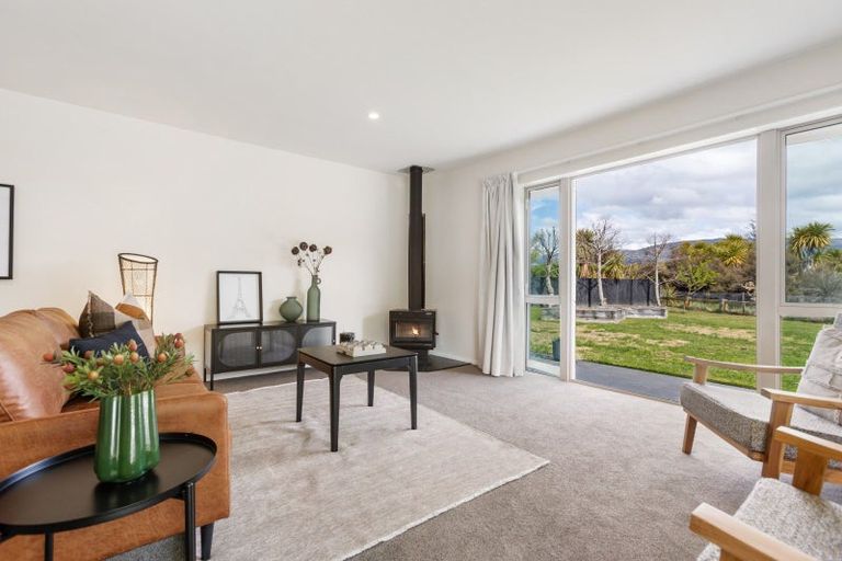 Photo of property in 17 Hunt Place, Albert Town, Wanaka, 9305