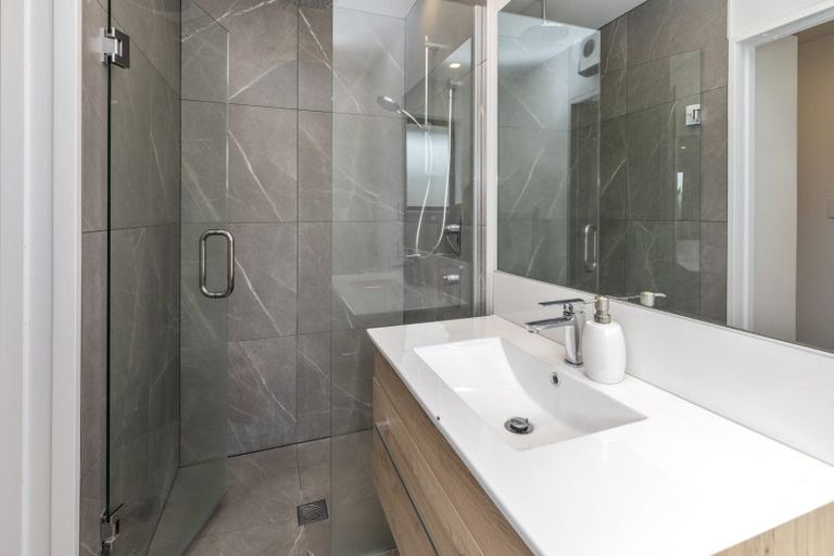 Photo of property in 17 Chipping Lane, Redwood, Christchurch, 8051