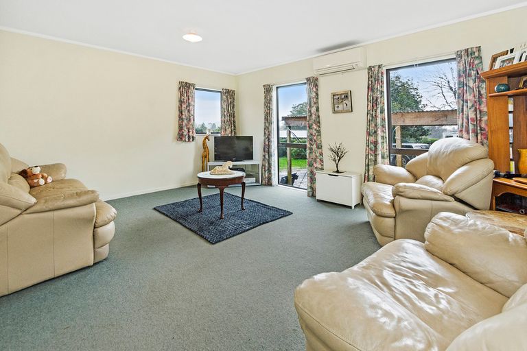 Photo of property in 28 Whangarata Road, Tuakau, 2121