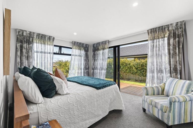 Photo of property in 14 Waitaha Place, Bell Block, New Plymouth, 4312