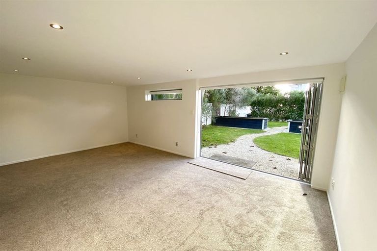 Photo of property in 100 Esplanade, Sumner, Christchurch, 8081