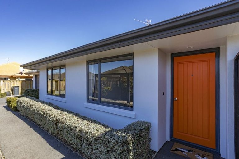 Photo of property in 52 Mahlet Street, Northwood, Christchurch, 8051