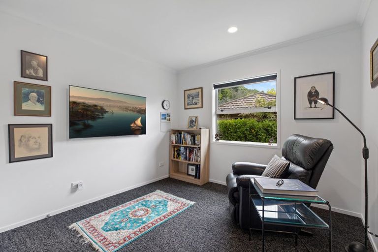 Photo of property in 69 Bathurst Crescent, Pyes Pa, Tauranga, 3112
