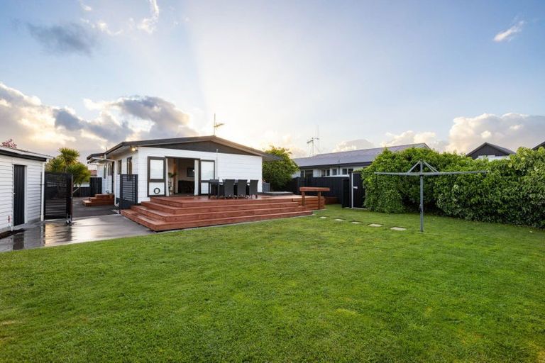 Photo of property in 5 Mckinley Place, Nawton, Hamilton, 3200