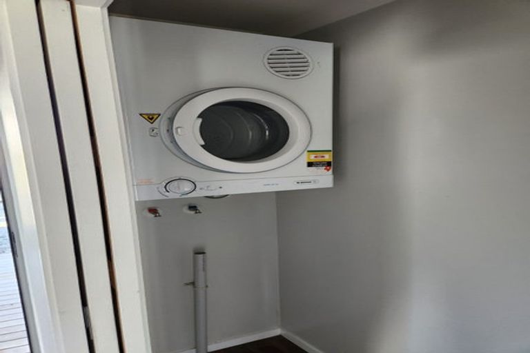 Photo of property in 5 Chancellor Way, Crofton Downs, Wellington, 6035